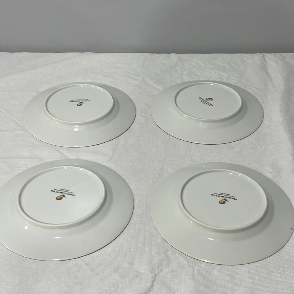 Williams Sonoma Apple Orchard 8.25” Salad Dessert Plates set of 4